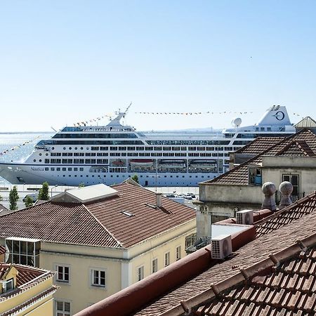 Stay Local In Alfama! Deolinda Central Home, Amazing View リスボン 部屋 写真
