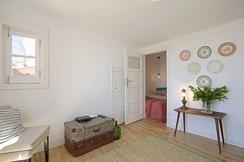 Stay Local In Alfama! Deolinda Central Home, Amazing View リスボン 部屋 写真