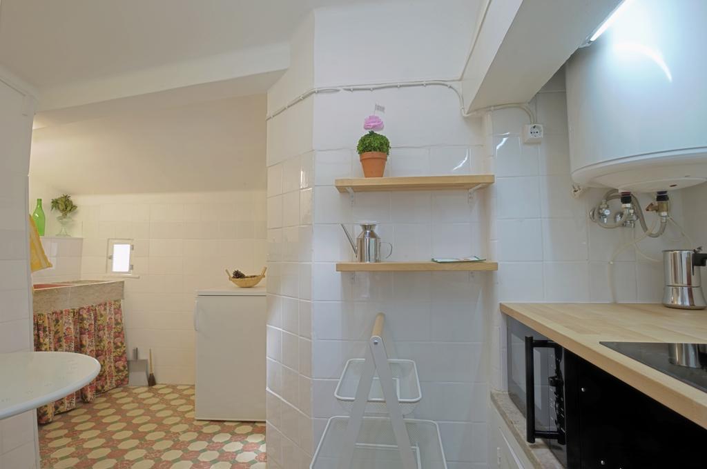 Stay Local In Alfama! Deolinda Central Home, Amazing View リスボン 部屋 写真